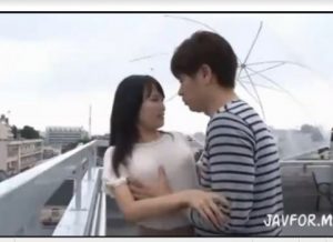 【女性向け動画】バスで痴漢にあったお姉さんを男優小田切ジュンさんが助けてそれからは男優さんにエッチな行為をされるようになる